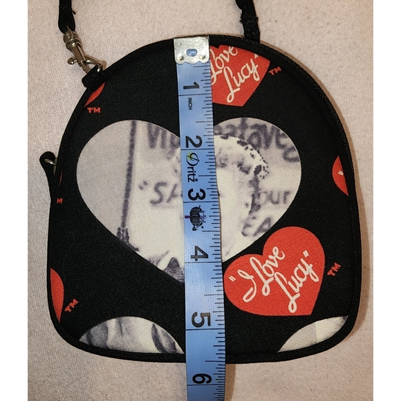 Lucille Ball Crossbody Bag Retro Black Red White - Picture 10 of 12